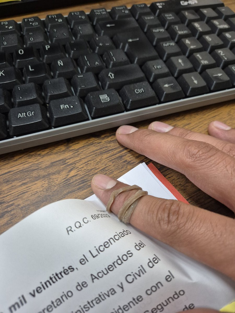 PJF3TCCXXII's tweet photo. Esto de la austeridad claro que acelera el proceso de resolución de asuntos.
Les presentamos el nuevo dedal del bienestar.
#CJF
#SCJN
#PoderJudicialDelPueblo https://t.co/owOhJra3QO