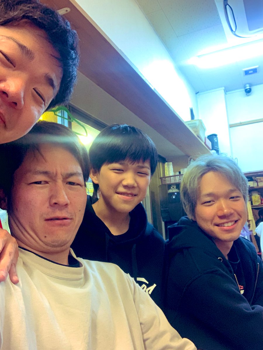 djKazuma0806's tweet photo. 天市💛
龍とリキを添えて笑 https://t.co/MiesWAtRbf