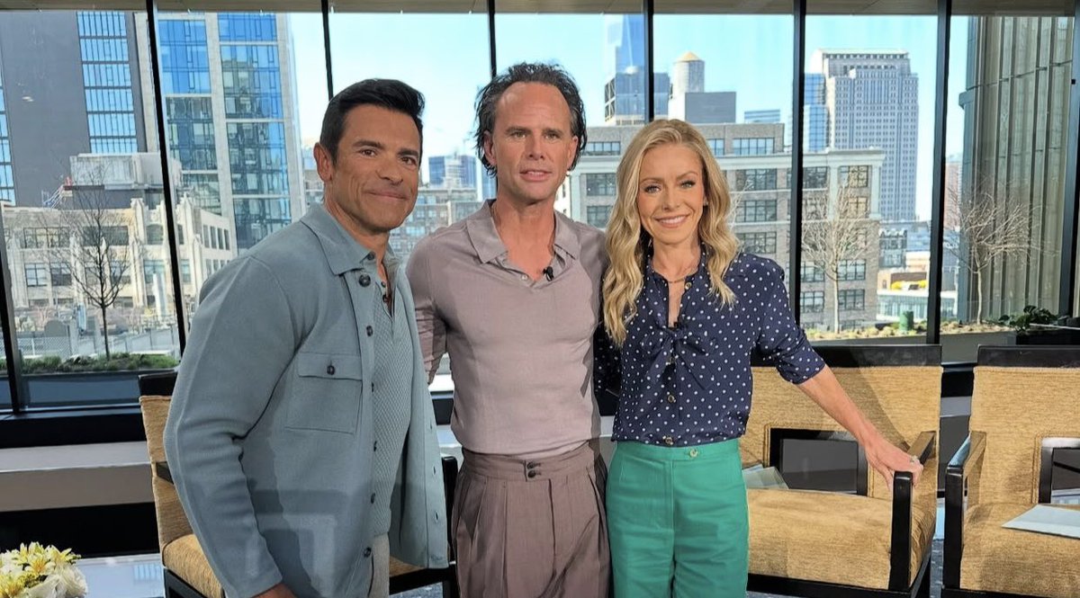 #WhiteLotus star Walton Goggins!