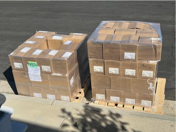 Hey friends, 

I'm in the process of moving, so it's time for a sale! 
All hardcovers personalized/signed:
Art of Prophecy/Art of Destiny: $55
Art of Destiny $20
Art of Legend (8/26): $35
War Arts trilogy:$85
Time Salvager $20
Rise of Io Limited Ed: $20

MSG if interested. TY!