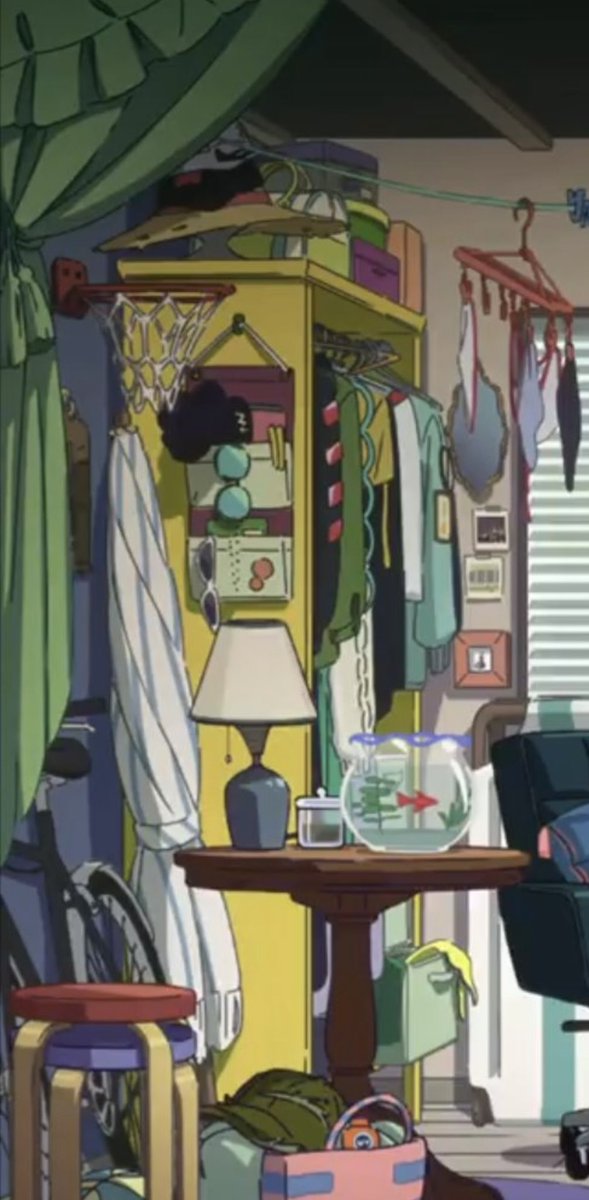 ここにかかってる服って第2弾の入場者プレゼントで配布された冊子に載ってる私服じゃない？#GQuuuuuuX