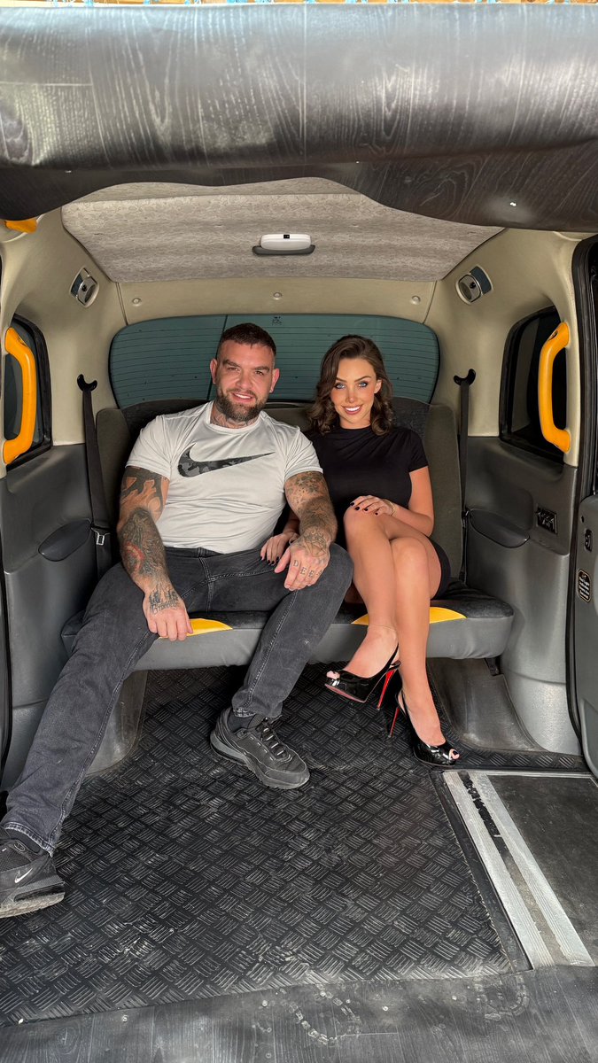 Fake taxi with <a href="/AndyLeexxx/">Official Andy Lee (Team Andy)</a> 👀 drops today!!