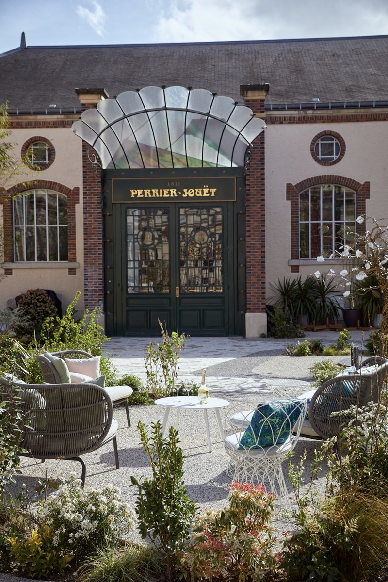 Did you know ? Cellier Belle Epoque has already opened its doors for its 5th season. If your travels bring you to Epernay, visit our champagne bar for a light lunch or a tasting experience.

Opening dates:
- April &amp; October: Thursday to Monday (11:30 AM - 8:00 PM)
- May to