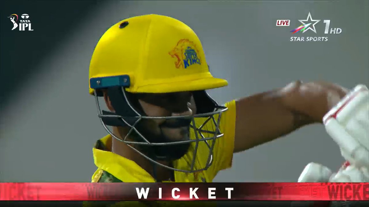 CricCrazyJohns's tweet photo. Ruturaj Gaikwad dismissed for 1 from 3 balls. https://t.co/W5eBEJgwrY