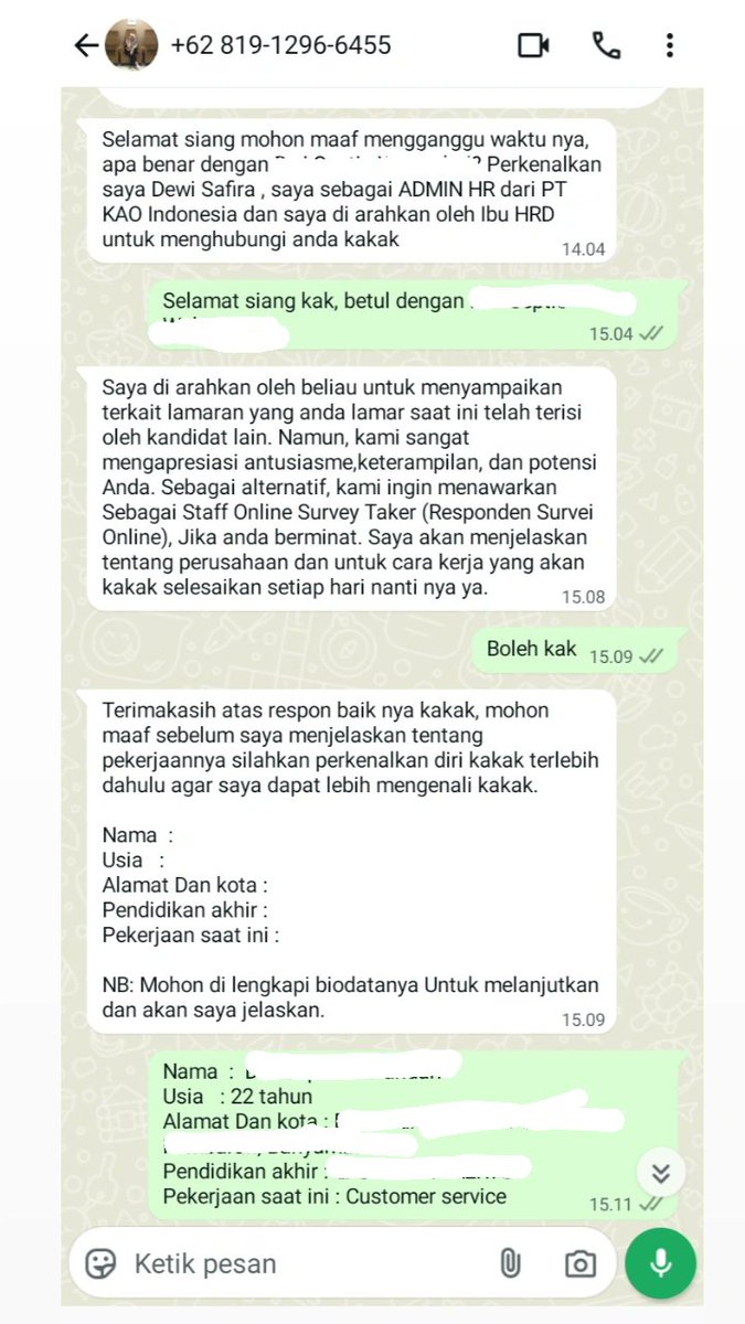 Ririmoon__'s tweet photo. @saskya111 Kak akupun dapat chat yang sama wkwkwk😭😭😭 https://t.co/ngYst0IhLZ