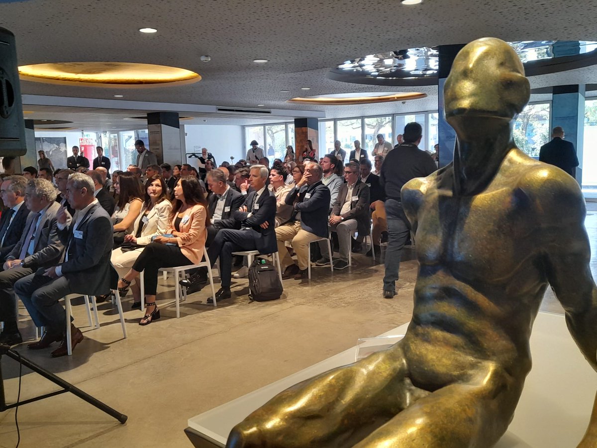 PAPCONGRESOS's tweet image. Hoy hemos operado en @exploraterranv de Sevilla la celebración del 20 aniversario de @oracle_es en Andalucía con una muy nutida representación de las principales empresas y administraciones andaluzas. Felicidades 👏👏👏👏 y gracias por la confianza depositada en nuestra empresa