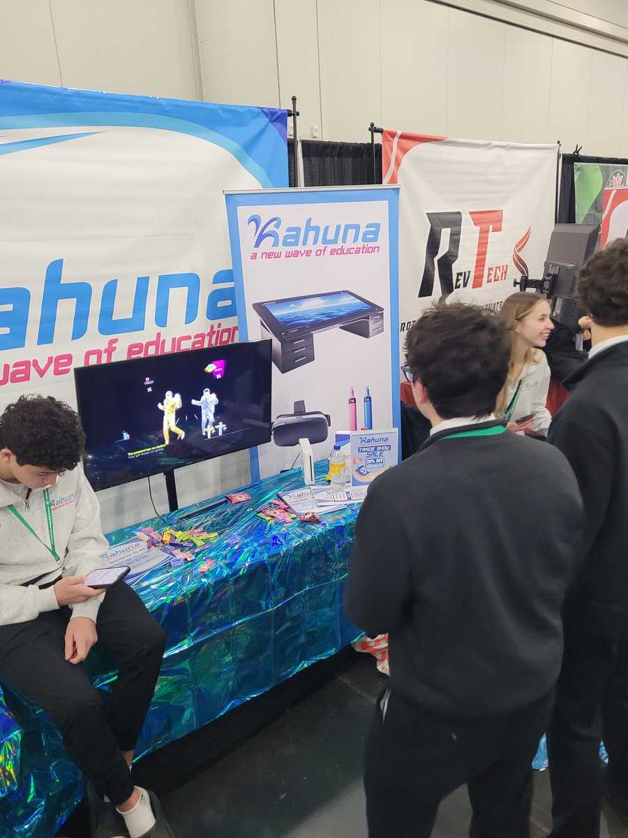 SHS School of Bus. tweet media