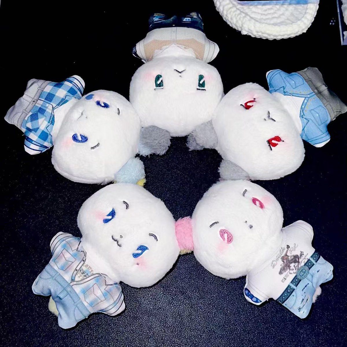 BBoJJaKK_doll's tweet photo. #RT 💙💜💗❤🖤
추첨 1분 PUTV 의상 1세트 증정
플레이브 므메미무
인형 (10cm) / 키링 (5cm)
호환 의상 수요조사 (4/9~15)
스판 재질 / 인쇄 / 꼬리구멍 O

https://t.co/EKurLXSuV6

다른 버전도 수요조사 받으며
모자가 구성에 추가될 경우 금액이 추가될 수 있습니다!
투표도 참여 부탁드립니다 🙇🏻‍♀️ https://t.co/L5pqKiBr3R