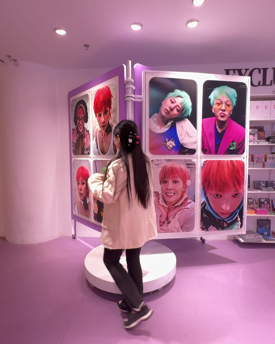 LH VIII VIII tweet media