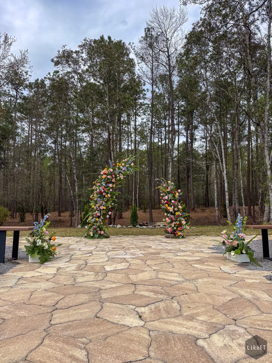 Liko_ET's tweet photo. Congratulations to Mr. and Mrs. Chandler Petrey and thank you for choosing @Liko_ET to be part of your special day!

Also shoutout to the Alexis Busby and the Izenstone Staff. The venue was beautiful and the team executed the event flawlessly.

#LikoET #AudioVisual #DJ #MC