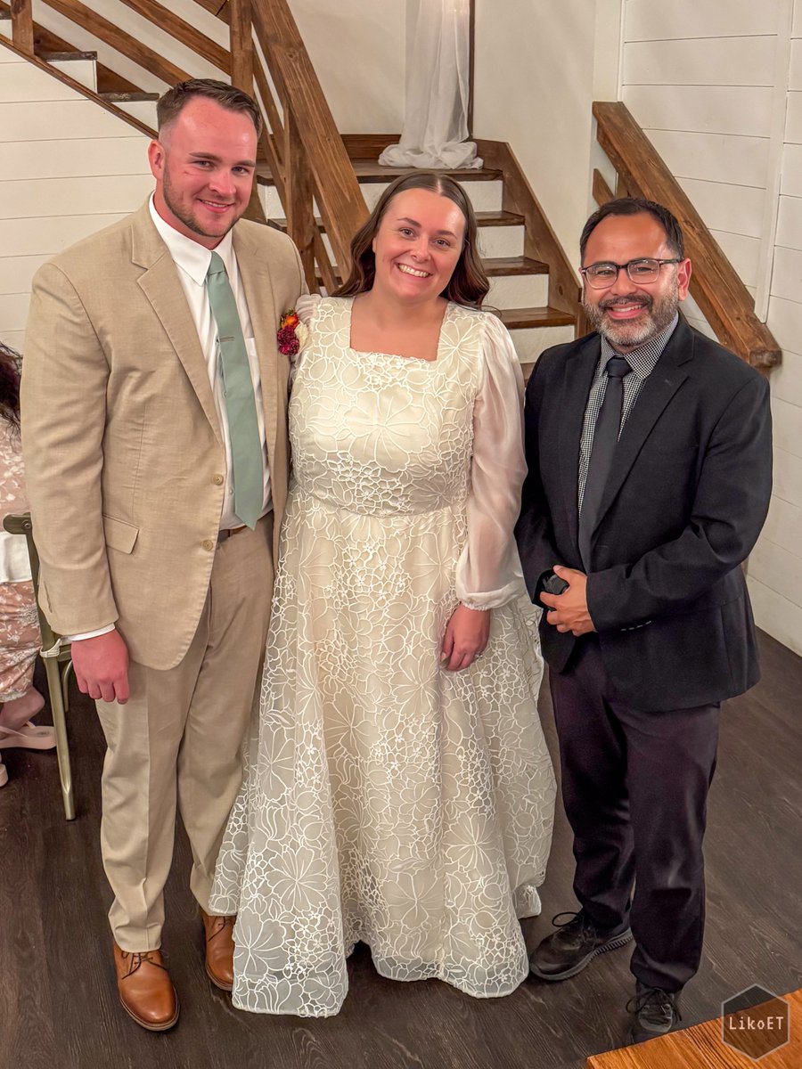 Liko_ET's tweet photo. Congratulations to Mr. and Mrs. Chandler Petrey and thank you for choosing @Liko_ET to be part of your special day!

Also shoutout to the Alexis Busby and the Izenstone Staff. The venue was beautiful and the team executed the event flawlessly.

#LikoET #AudioVisual #DJ #MC