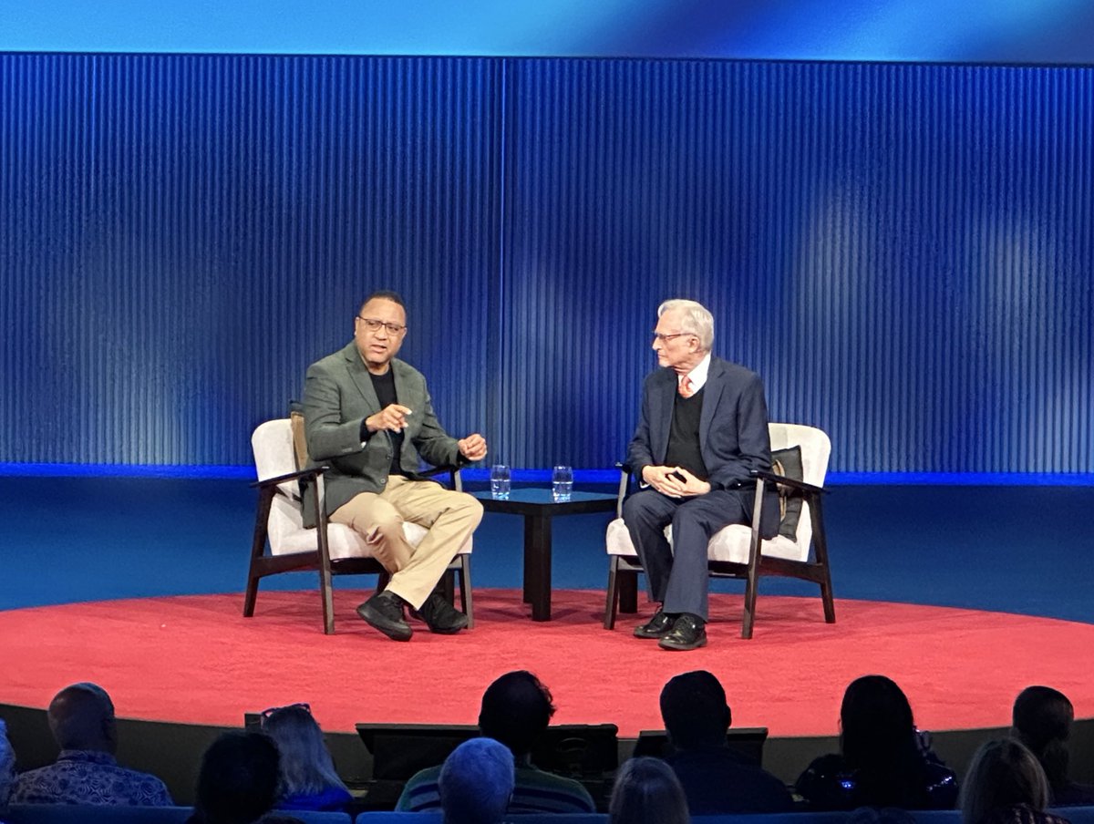 _alice_evans's tweet image. What are the similarities between linguistics &amp;amp; genetics?

For example, not all change is driven by natural selection, some may be “random drift”. 

@JohnHMcWhorter is absolutely hilarious, in a fascinating conversation with @RichardDawkins 

#tedtalks