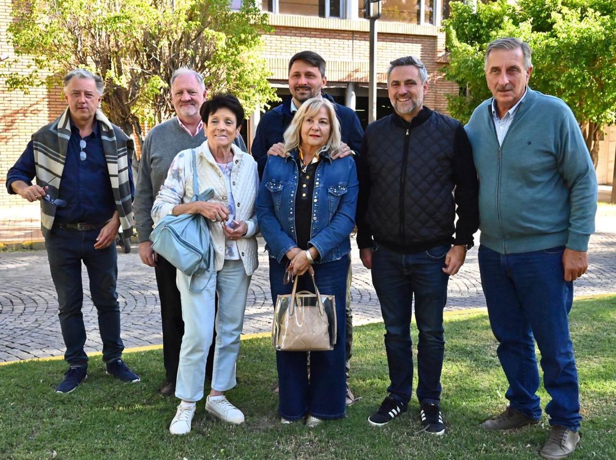 ramonjmestre's tweet image. 🚘 Desde San Francisco, en el departamento San Justo, volvemos a plantear la necesidad de fortalecer a nuestro partido, en un contexto sumamente delicado para la Argentina. 

👉 Las estadísticas nos muestran que son más de 300.000 los puestos de trabajo que se han perdido en los…