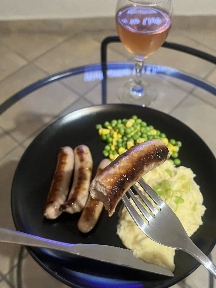 Shedding a little tear after making the below video… but damn they taste good! 

Living our best piggy 🐷 lives on #splitfiction...until...
youtube.com/shorts/FJy3VFa…

#EAPartner #hazelight  #eaoriginals #couplegoals #gamingduo