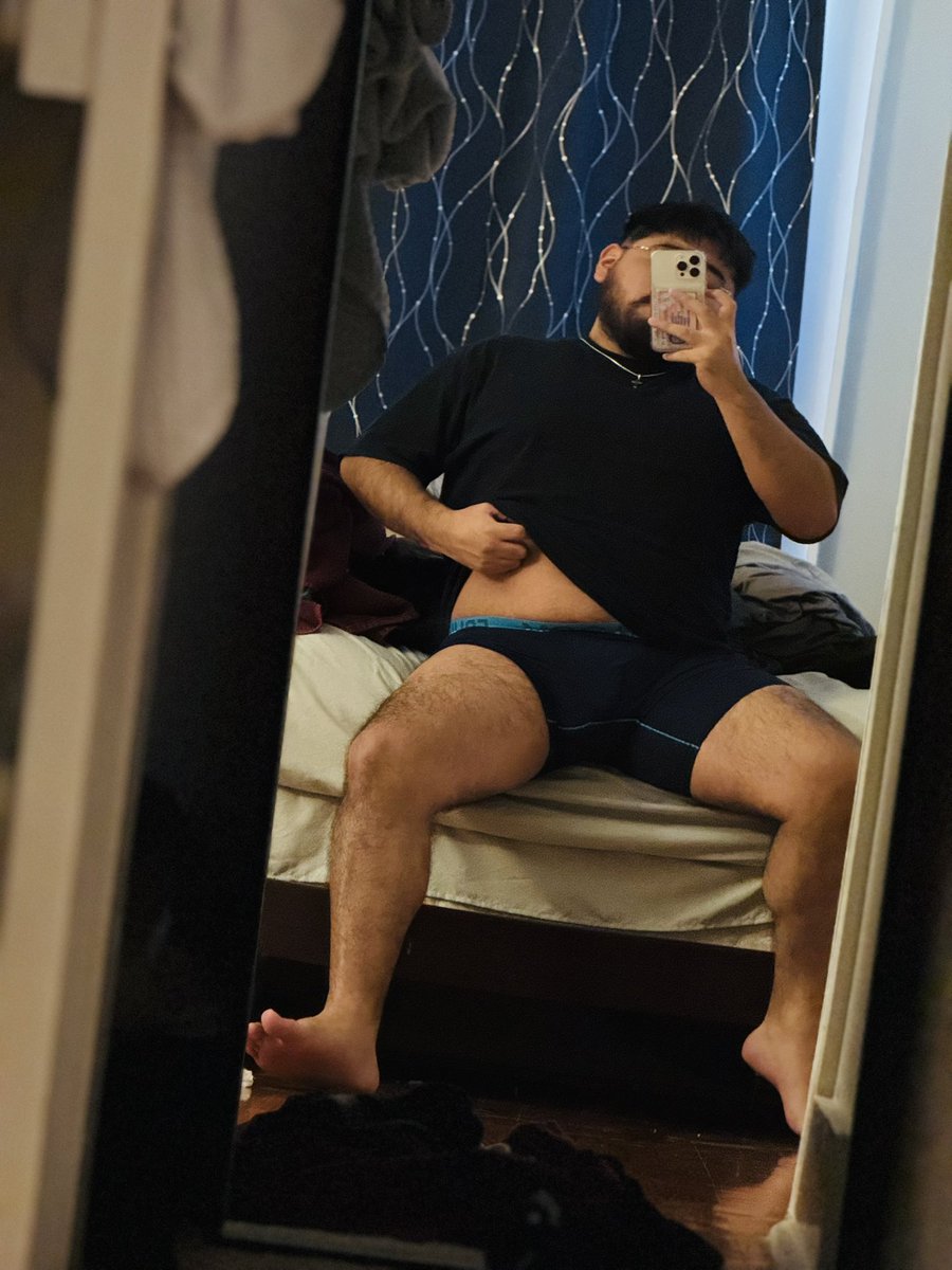 Getting way out of my comfort zone for this but man can u guys hype a person up #gay #gaybear #gaycub #gaypup #gayhairy