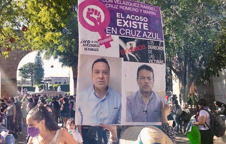Lucas_Ferrer_'s tweet photo. @Jesus_Tramer @Victor_VelRan Recuperar? Ellos abandonaron su trabajo y han estado cobrando nómina sin hacer nada por más de un año.
Cómplices de Billy? El verdadero cómplice de Billy es él, inclusive es acusado de acoso sexual‼️
@lopezdoriga @CarlosLoret @aristeguicnn https://t.co/OT1BlvTzTm