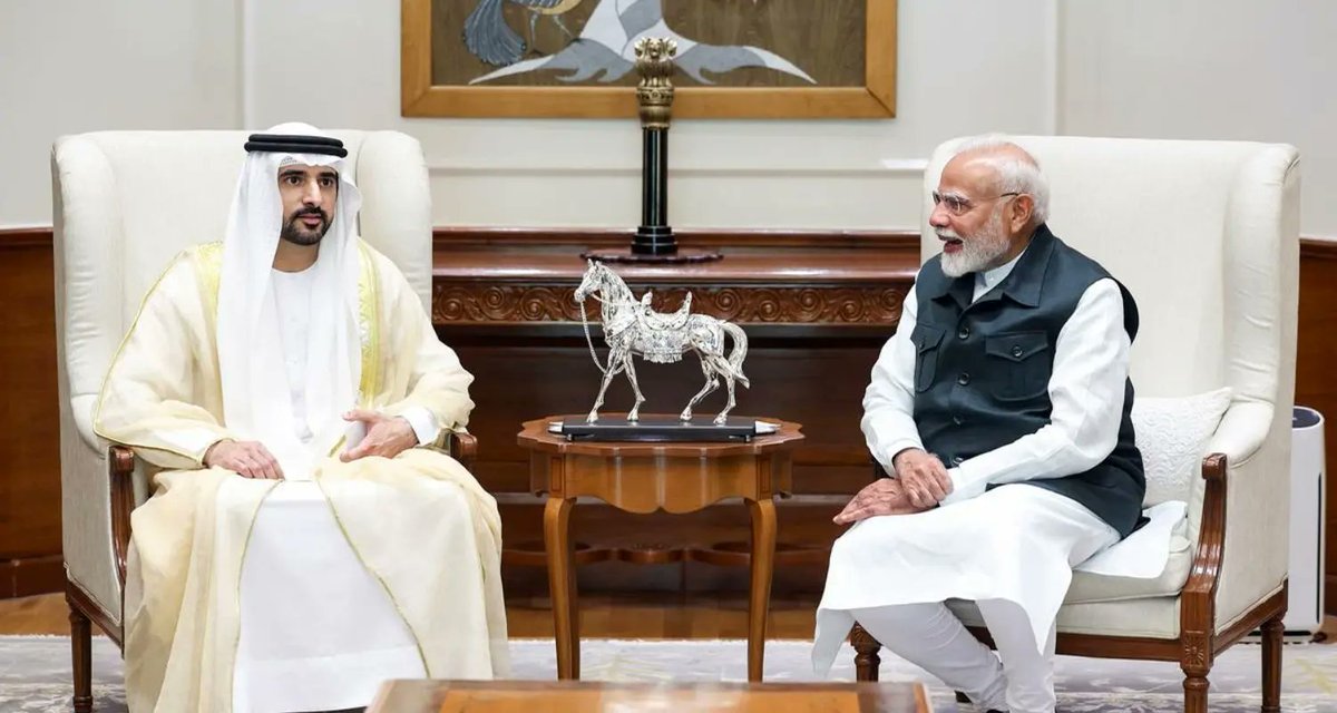 NewsInbc80465's tweet photo. Crown Prince of the United Arab Emirates, Al Khatoum, met with Indian Prime Minister Narendra Modi in New Delhi

#UAEIndiaRelations #CrownPrinceAlKhatoum #NarendraModi #DiplomaticVisit https://t.co/7Bd5D17g4w