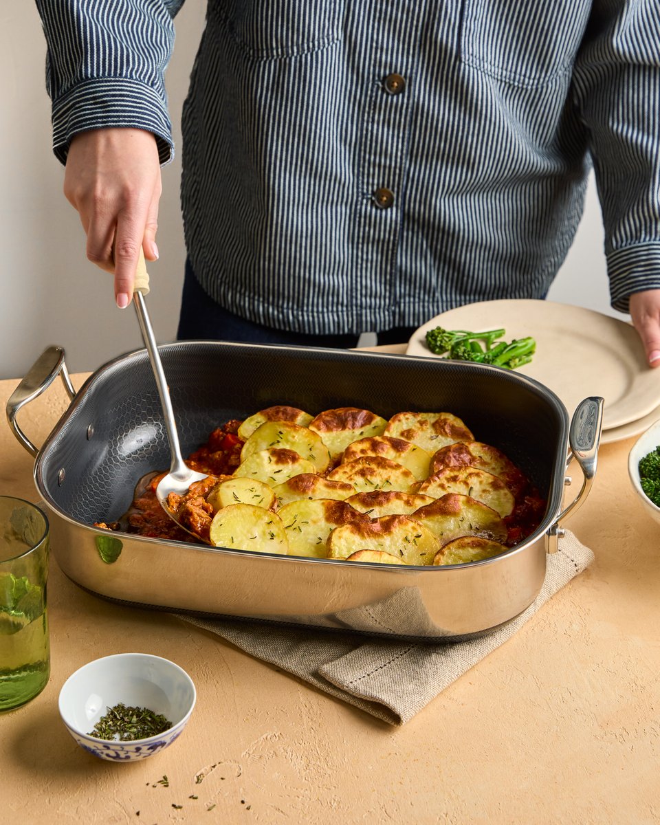 MindfulChefUK's tweet photo. Spring feasts made unforgettable - thanks to HexClad. 🌸🔥

Get an exclusive 20% off individual items by clicking this link: https://t.co/9hoRHZz3SH

#hexclad #easterdinner #springfeast #bestcookware #recipebox #hexcladdiscount #mindfulchef https://t.co/or3xG8zkJi