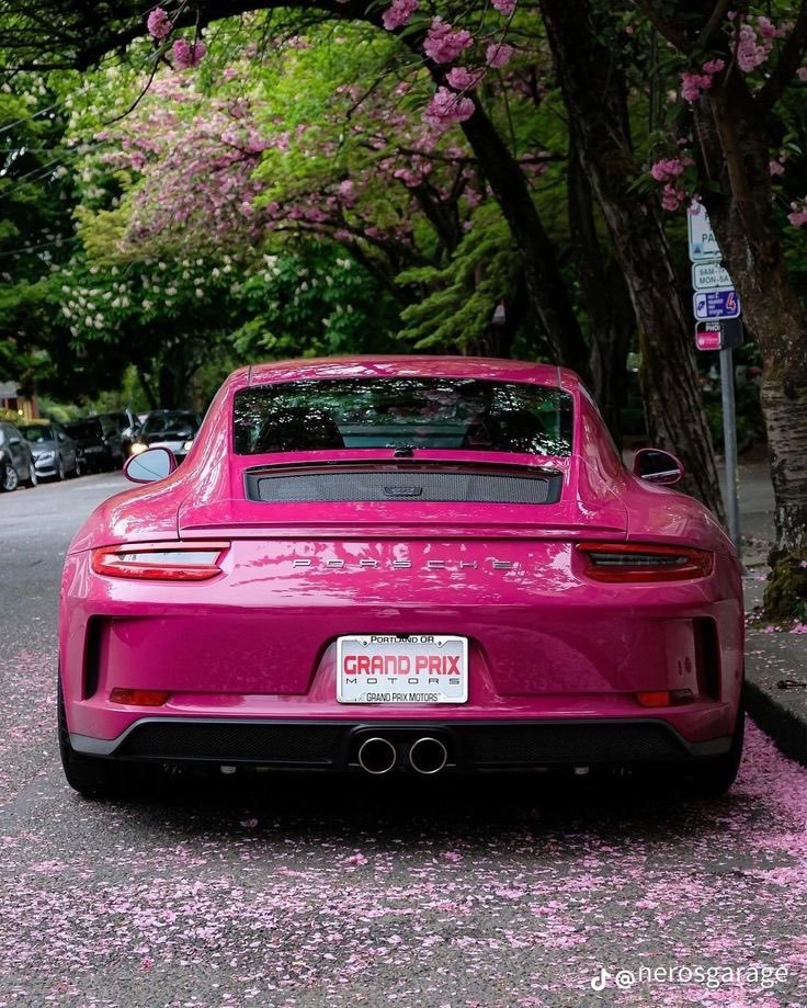 heart_jpg's tweet photo. pink porsche https://t.co/yhhywocdZg