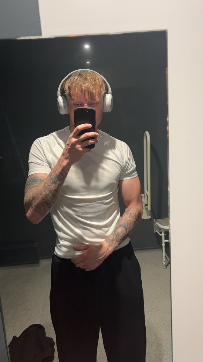 Avideos_'s tweet photo. Big session uno https://t.co/lsTBiQ6xSK