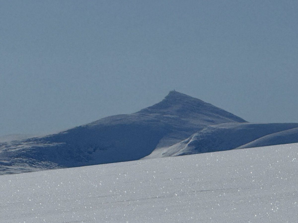 HCHolmberg1's tweet photo. ”The mountains are calling and I must go” - John Muir
#snasahögarna #storulvån #sylarna #jämtland #sweden #springwinter #snow #skiing #wilderness #mountains https://t.co/GuiBpt2sm2