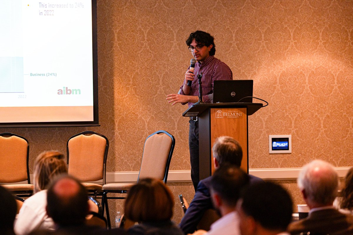 menincollege's tweet image. We&apos;re back for Day 2 of the HEMAC Partner Convening, starting with an interesting presentation on male college students&apos; majors of choice by @aibm_org&apos;s Ravan Hawrami, followed by a panel discussion moderated by #AIBM President @RichardVReeves. Learn more: aibm.org/research/major…