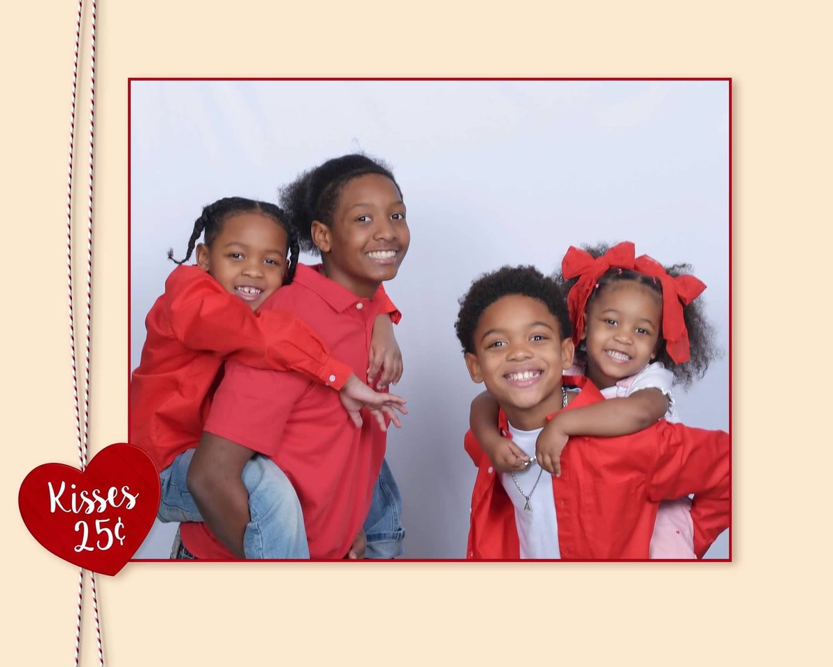 Freeway_AD's tweet image. My babies 🖤 Ps. My daughter took the best pics ❤️ she so perfect 🙏🏾