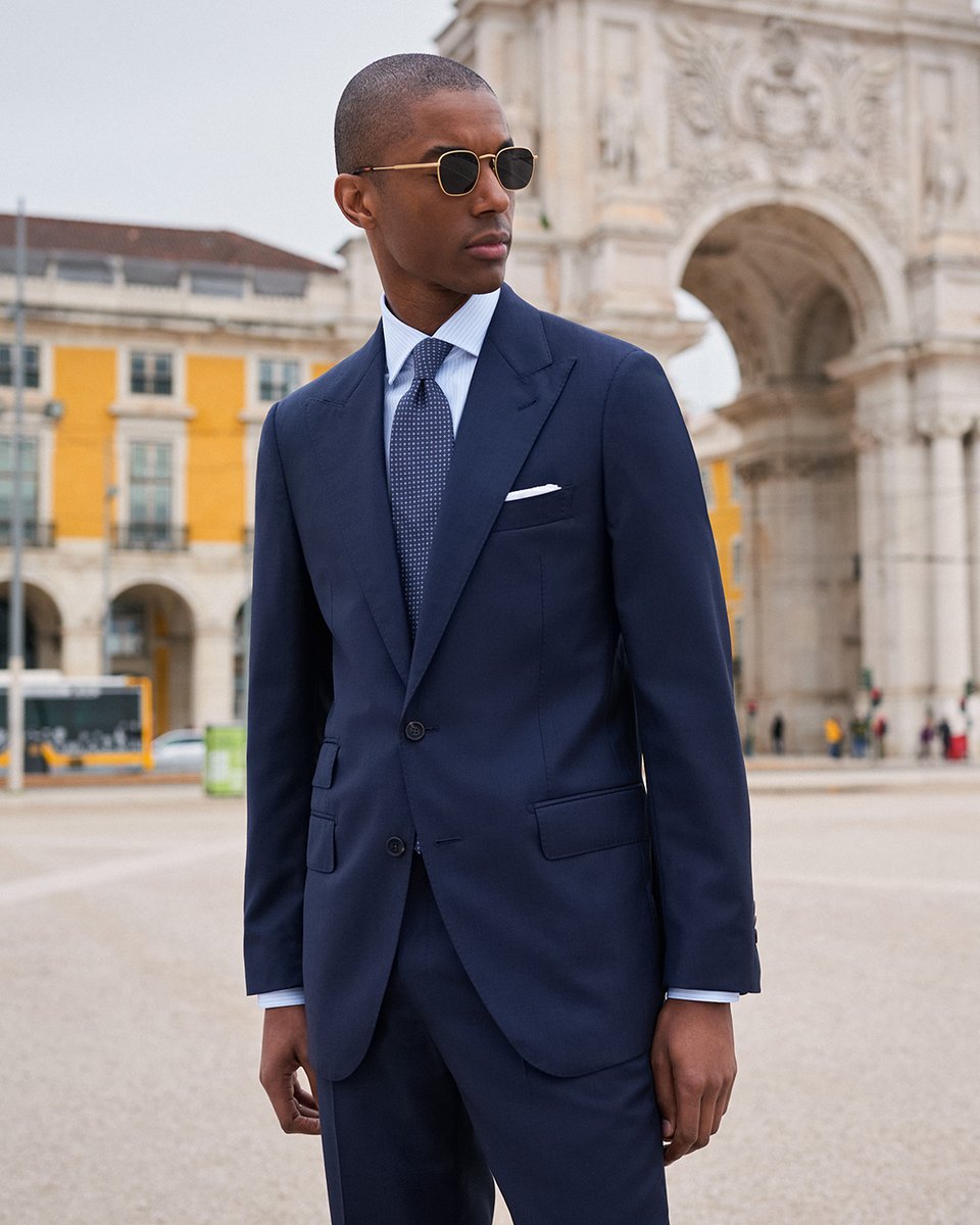 Presenting LISBOA: Part I of our new Spring/Summer '25 collection.

In the fickle weather of spring, layers of light fabrics, pops of color and pattern, and steadfast versatility come to life against the backdrop of beautiful Portugal.

Now available online and in-store.

Explore