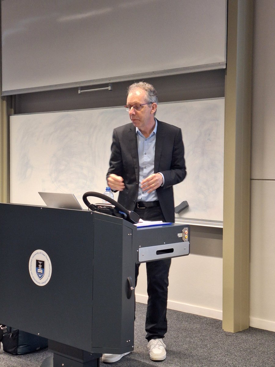 Human Genetics UCT 🧬🇿🇦 (@humgen_uct) on Twitter photo We were excited to have our Tuesday Seminar today, on the latest news in Ophthalmic Genetics by our visiting collaborator from <a href="/Radboud_Uni/">Radboud University</a>, Prof Frans Cremers
🇳🇱🇿🇦👁🧬 We were excited to have our Tuesday Seminar today, on the latest news in Ophthalmic Genetics by our visiting collaborator from <a href="/Radboud_Uni/">Radboud University</a>, Prof Frans Cremers
🇳🇱🇿🇦👁🧬