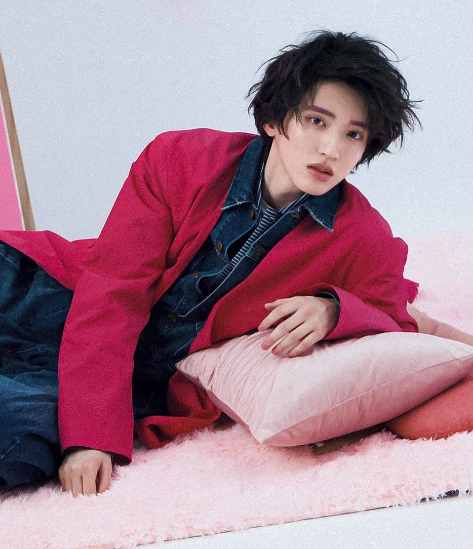 many many fish room tweet media