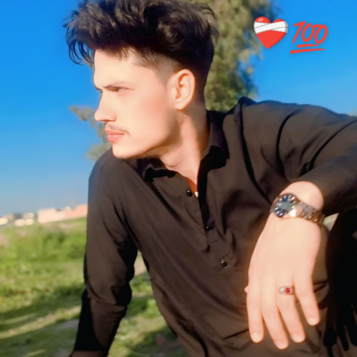 Zafarkhan302's tweet photo. #NewProfilePic https://t.co/dauGhzlFv2