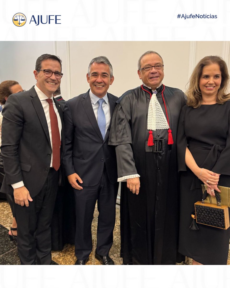AJUFE_oficial's tweet photo. O presidente da Ajufe, Caio Marinho, participou da posse da nova gestão do TRF2, realizada ontem (7/4). Foram empossados para o biênio 2025-2027 o presidente Luiz Paulo da Silva Araújo Filho, o vice, Marcus Abraham e o corregedor-regional Firly Nascimento. https://t.co/EJg1btlfco https://t.co/c9TMNoRQDE