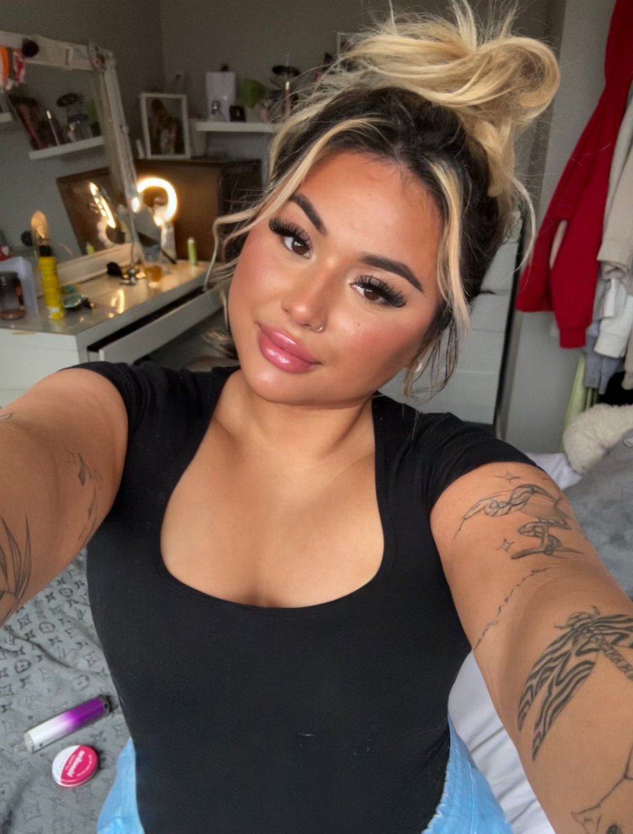 🧘🏼‍♀️