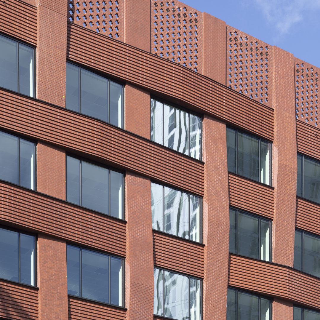 🧱 Ketley Class A: The TOUGHEST brick in the country! 🔨

Enjoy high durability and aesthetics with our Class A certified bricks. Made from Etruria marl, they feature low water absorption and high compressive strength. Available in Red, Blue, or Brown Brindle for any project.