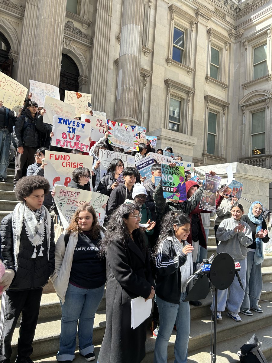 Alexa Avilés (@cmalexaaviles) on Twitter photo 80+ brave students took time away from school today to speak about the realities they live every day in our schools. We need better funding for arts programs, sanctuary from ICE in our schools, better access to childcare, and funding for CUNY.
<a href="/PSC_CUNY/">PSC/CUNY</a>
<a href="/AQE_NY/">AQE New York (aqeny.bsky.social)</a>
<a href="/PeoplesPlanNYC/">peoplesplannyc.bsky.social</a> 80+ brave students took time away from school today to speak about the realities they live every day in our schools. We need better funding for arts programs, sanctuary from ICE in our schools, better access to childcare, and funding for CUNY.
<a href="/PSC_CUNY/">PSC/CUNY</a>
<a href="/AQE_NY/">AQE New York (aqeny.bsky.social)</a>
<a href="/PeoplesPlanNYC/">peoplesplannyc.bsky.social</a>