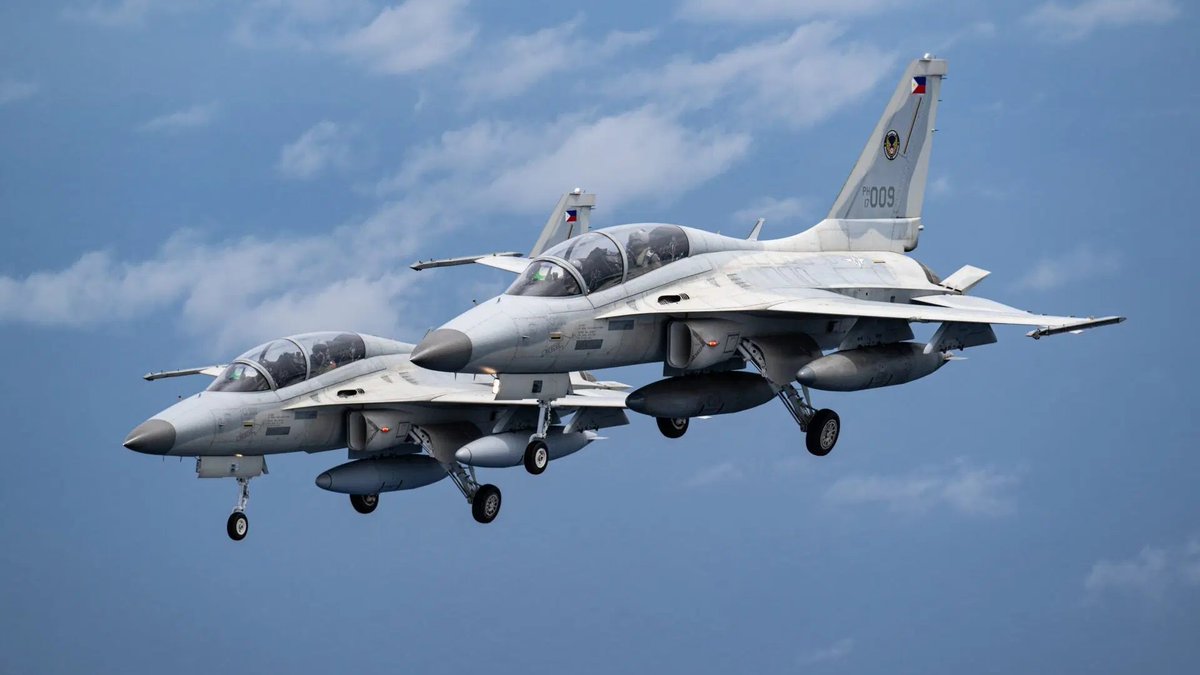 KDefenseInsight's tweet image. “We need to improve safety protocols and review everything from planning to execution using air tactics and procedures,” said Col. Castillo of the @PhilAirForce. “Better coordination with ground troops is key to protecting pilots and personnel.” #HonoringTheBrave #PAF #FA50PH
