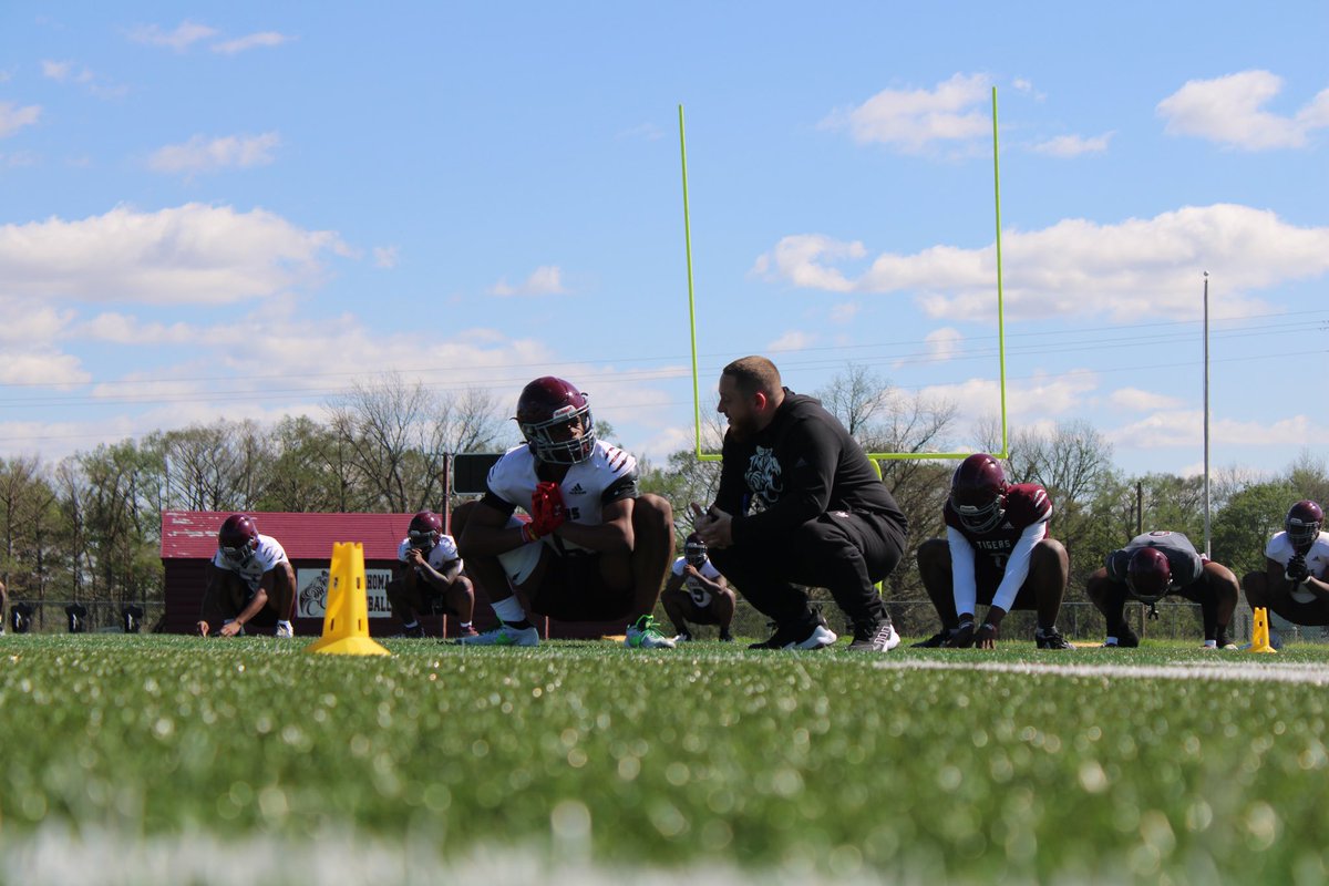 Coach Wyatt Anderson tweet media