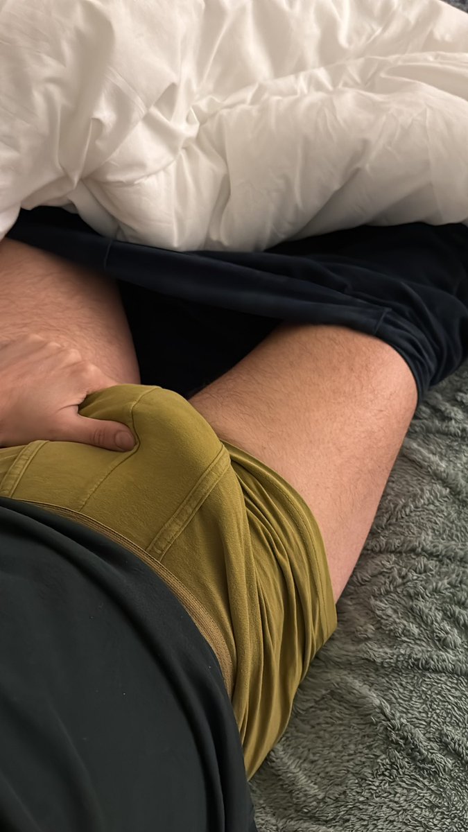 gianlovesoft's tweet photo. Che si fa in questi casi? 😏
#gay #chudai #cruising #foot #jerk https://t.co/rFdgLZPbyq