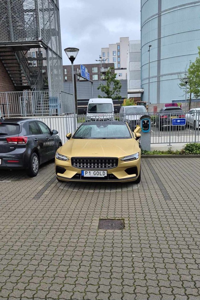 Lasse Hørdal Thomsen tweet media