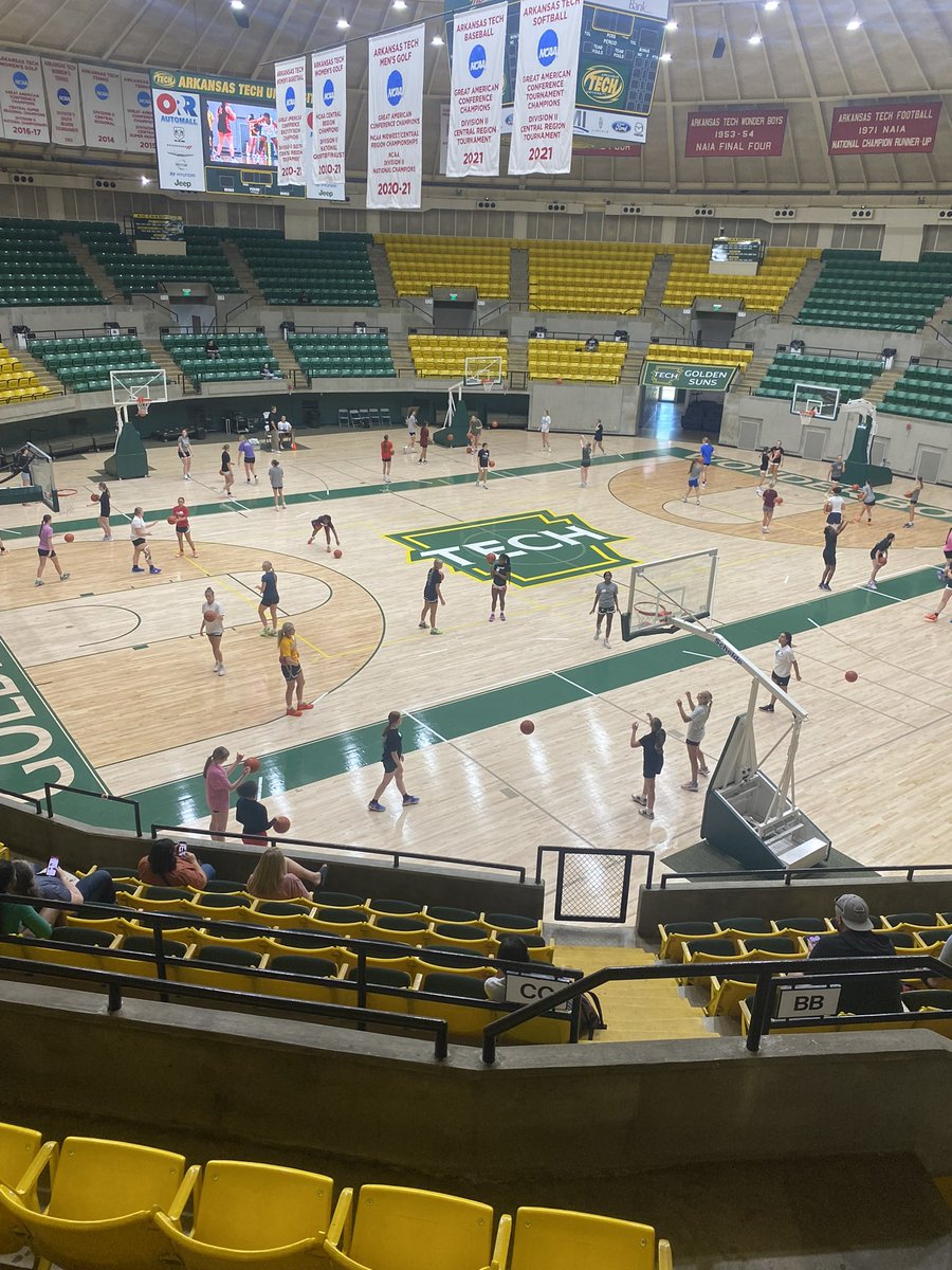 Is playing college basketball the goal? Come join us for this great opportunity to play in front of our staff and compete with some of the best players in the region. 

nam02.safelinks.protection.outlook.com/?url=https%3A%…