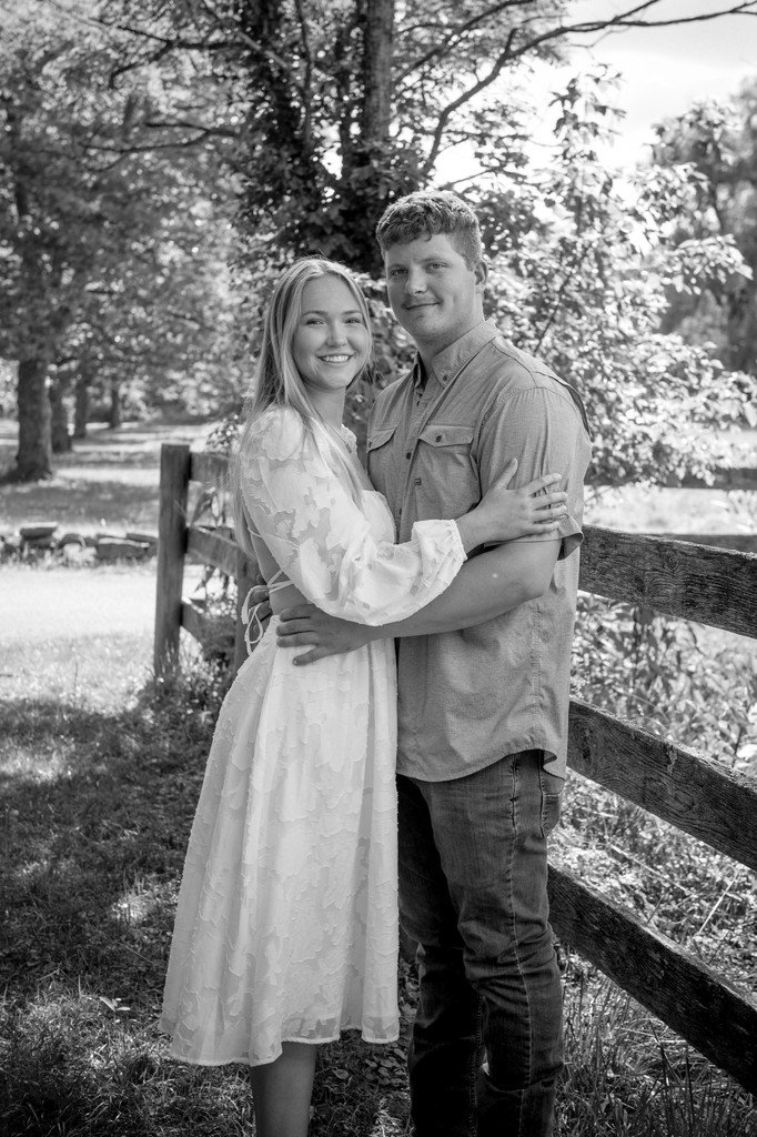 elainergates's tweet photo. Engagement sessions are the perfect opportunity to capture those heart-fluttering moments before the big day! 💍💖 

Ready to book your spring engagement session? Reach out to Elaine Gates Photography to set up a meeting! 📸 https://t.co/5ROBN4V1Qw