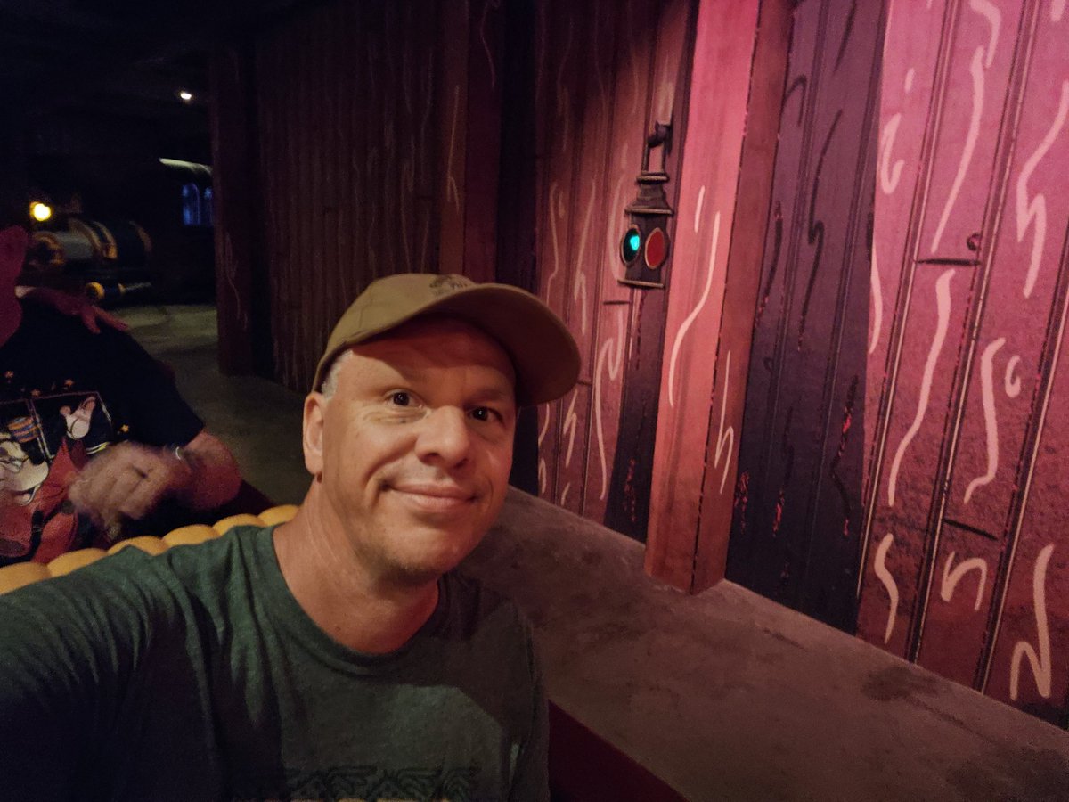 FallsAdventurer's tweet photo. Ride # 42 Mickey & Minnieโs Runaway Railway
Last ride at Hollywood! This one is so fun. Don't mind humming this song for the rest of the day
#adventureisoutthere #ridechallenge #wdw https://t.co/44xxsmLHyJ