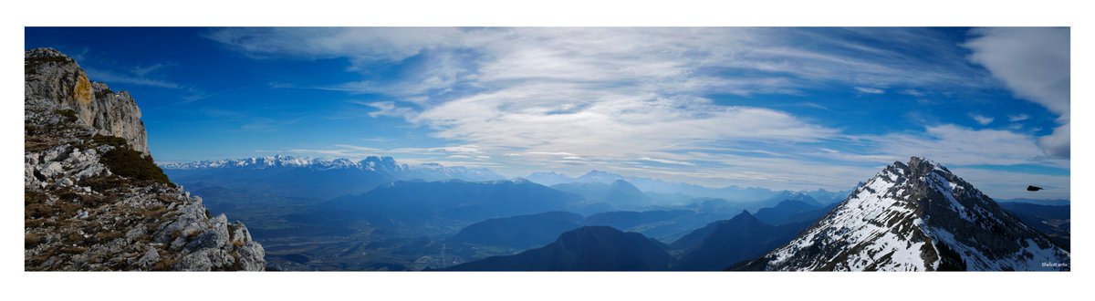 YzokiTv's tweet photo. Quelques clichés en haut du Pic St Michel dans le Vercors, une belle vue sur la chaine de belledonne 📸🏔️ ⬇️⬇️⬇️
For 4K DM me !
-
#photography #alps #moutain #hike #hiking #natgeo #vercors https://t.co/aWAqPUod4t