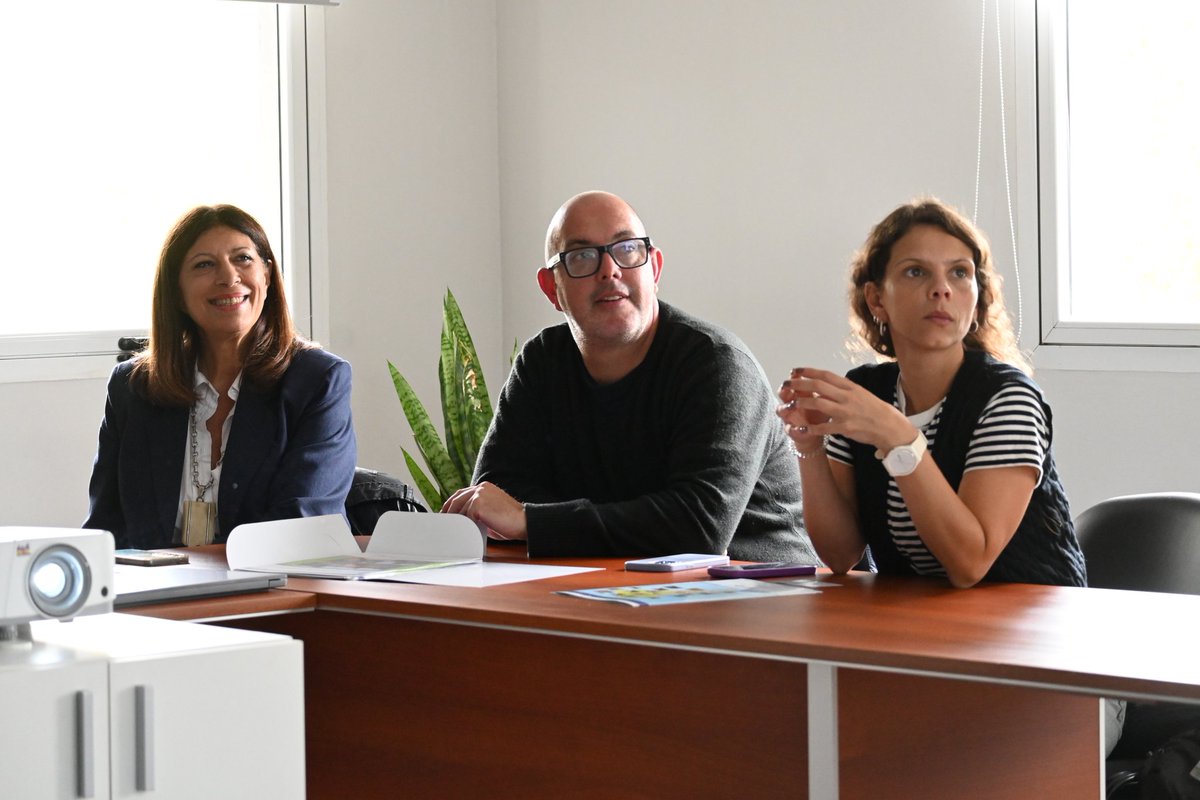 Clara García🌹 tweet media
