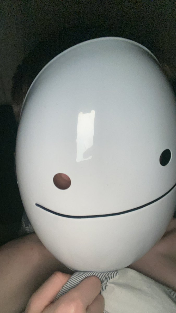 BradsBroken's tweet photo. Good night people who went to see Tommyinnit survival tour Birmingham. 

Lots of love, 
The Dream cosplayer https://t.co/FeHUw5taIO