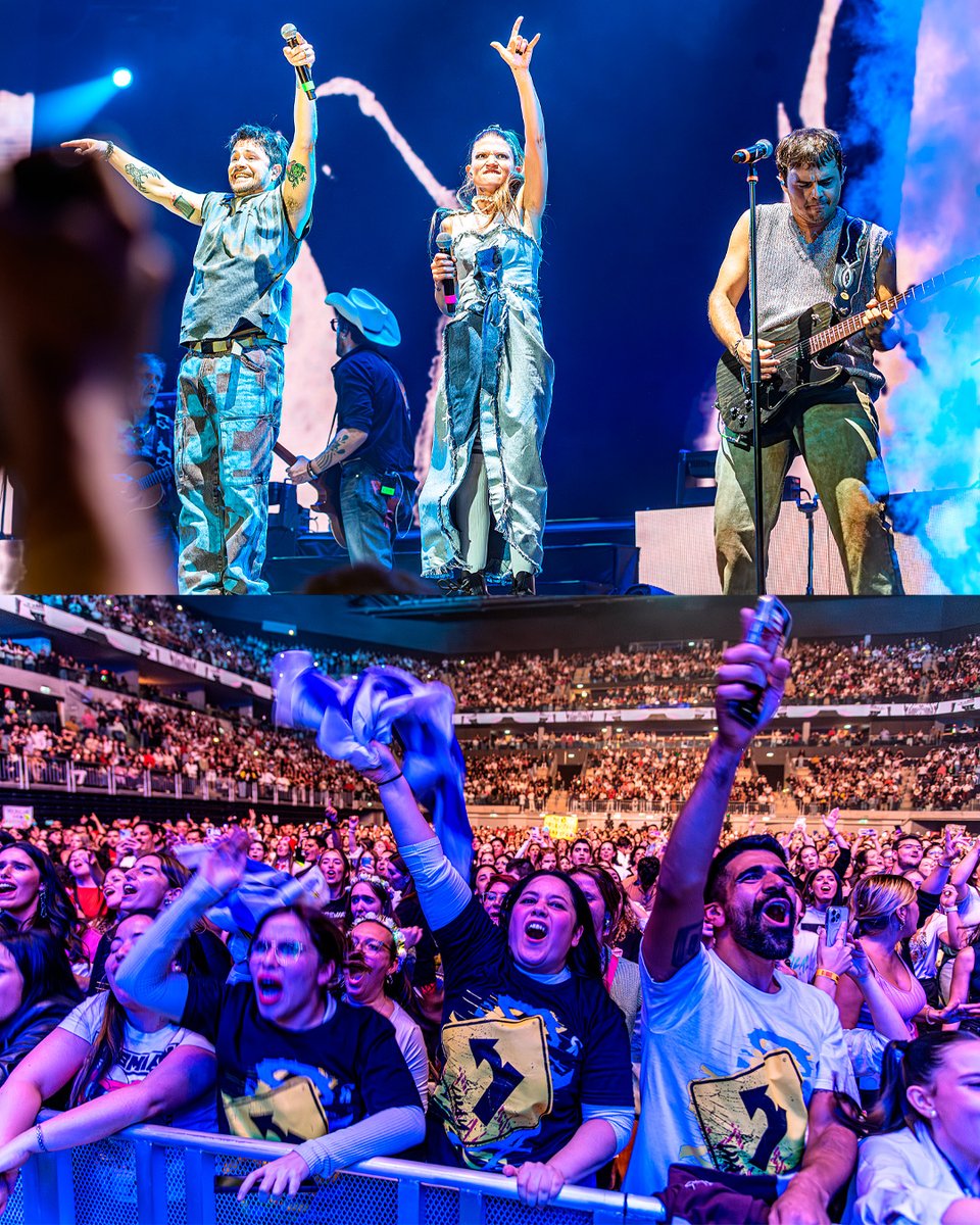 antelarena's tweet photo. Este fin de semana, el Antel Arena vibró con la energía de miles de fans que llenaron cada rincón para reencontrarse con @errewaytour2025 en su gira “Juntos Otra Vez”! https://t.co/O66cbXyxEn