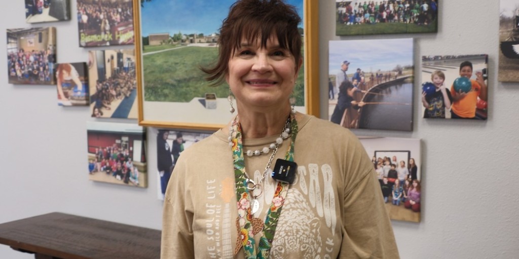 Congratulations to Joan Hall, an instructional aide at Jeannette Myhre Elementary in Bismarck, for being named our 2025-26 #NDUnited Education Support Professional of the Year! 🎉🏅👏 bit.ly/3G0bmBX
