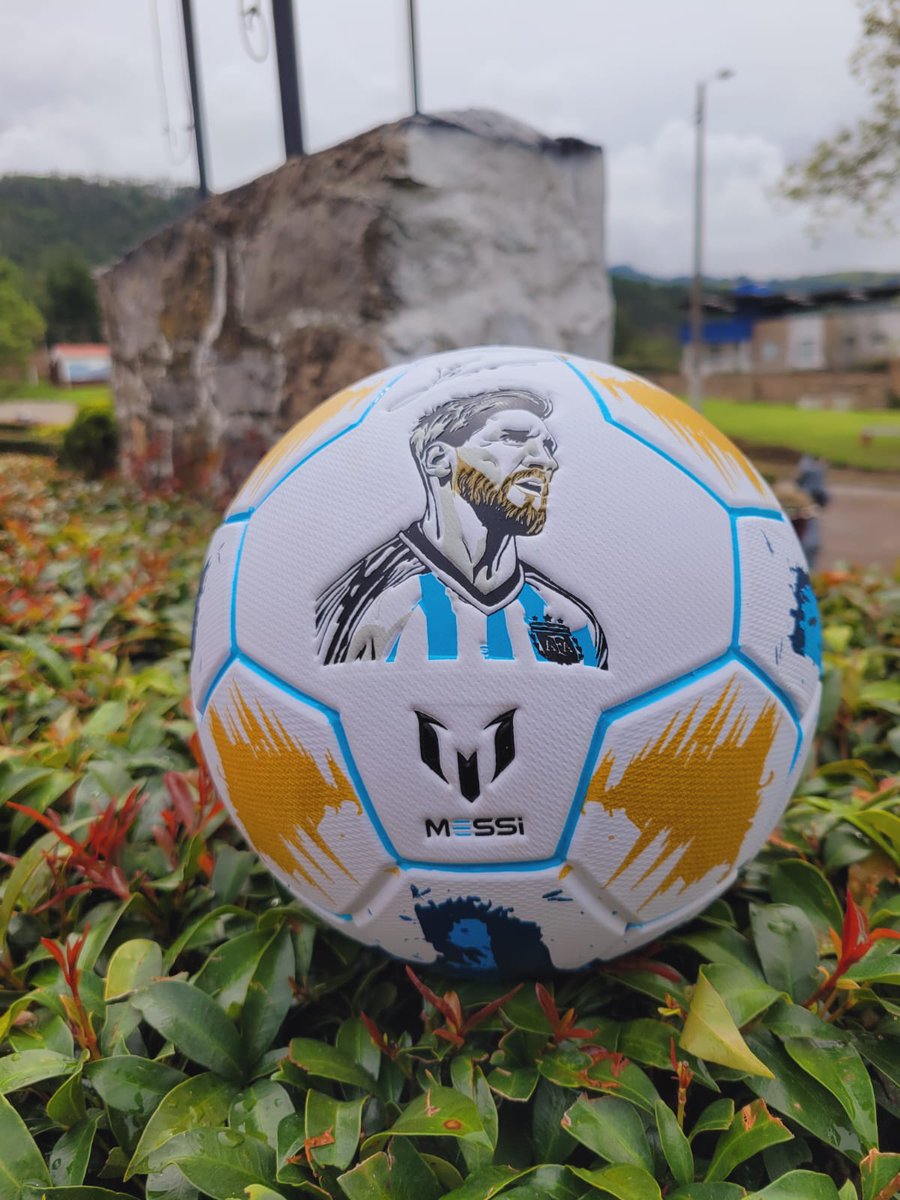 edwindr1407's tweet photo. BALONES CRACKS https://t.co/Zle2kZ4McF