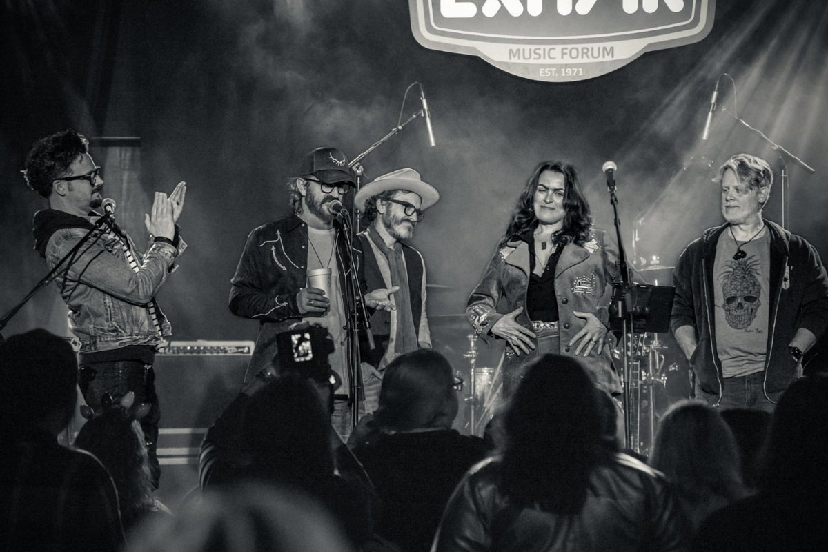 rsjrfanworld's tweet photo. "Sewing every piece with love" ~ @DollyParton 
On #StepIntoTheSpotlightDay, my proudest moment in fandom ~ being escorted onto the @EXIT_IN stage by @jasonmanns, to show off my @dicksp8jr &amp; Nashville  themed rodeo suit. 
Thank you, @DitchLilyTiger for these insanely cool photos. https://t.co/yUuJwS4uOD