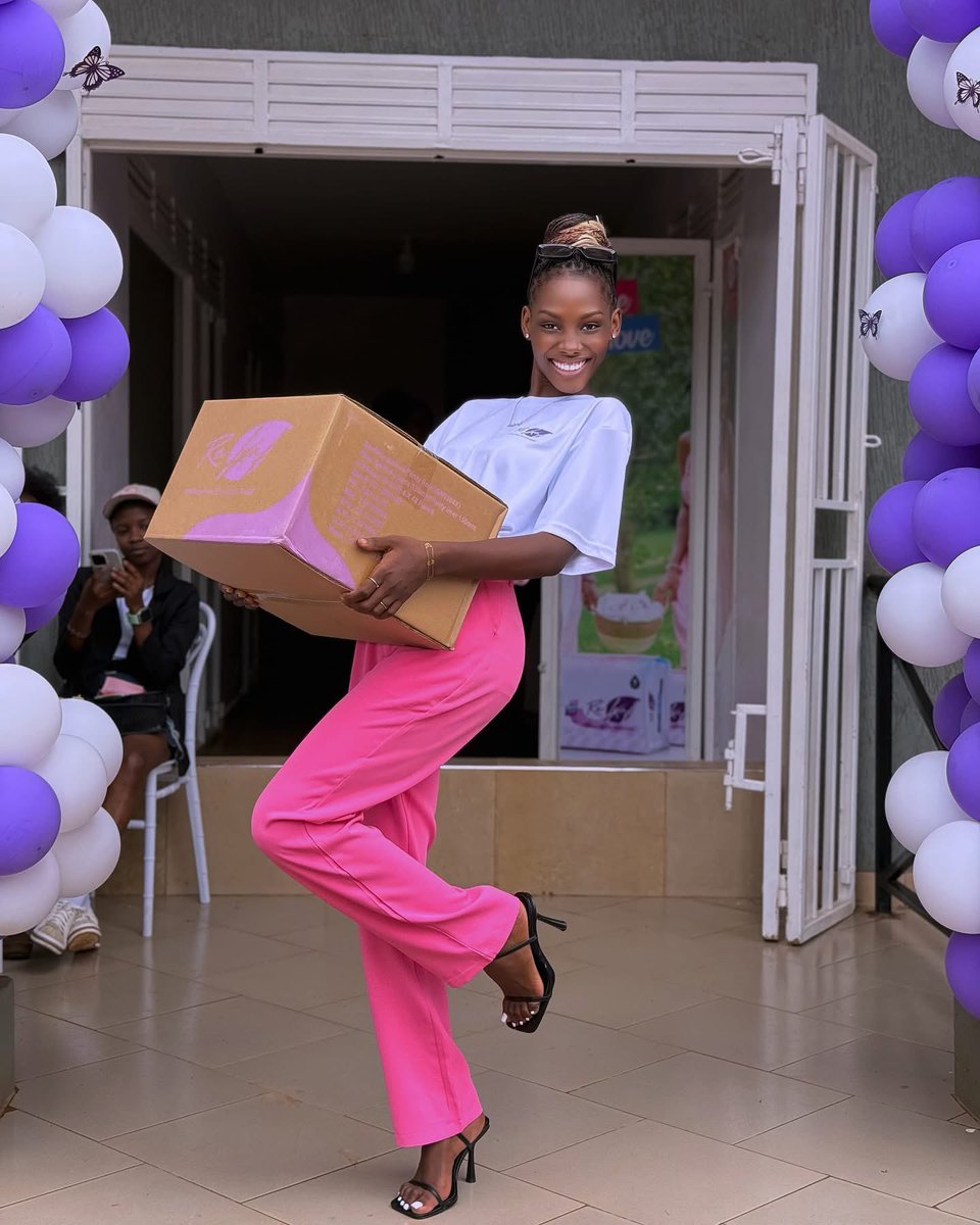 Zayrababy01's tweet photo. Huge thank you to @ReLeaf Sanitary Pads for selecting me as their Brand Ambassador! Am thrilled to represent this amazing brand and share its products with my audience. STAY DRY, STAY COMFORTABLE, STAY CONFIDENT WITH RELEAF SANITARY PADS💙🦋 https://t.co/KI58GU8oYs